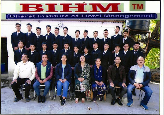 BIHM passed-out batch 1 with faculty